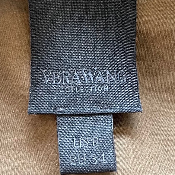 Button down - Picture 3 of 6